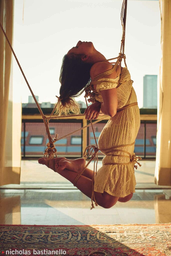 nicholas-bastianello-lesbian-bondage-shibari-kinbaku